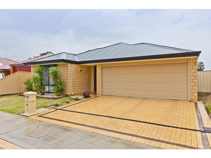 14 Dewsbury Drive, Bertram WA 6167