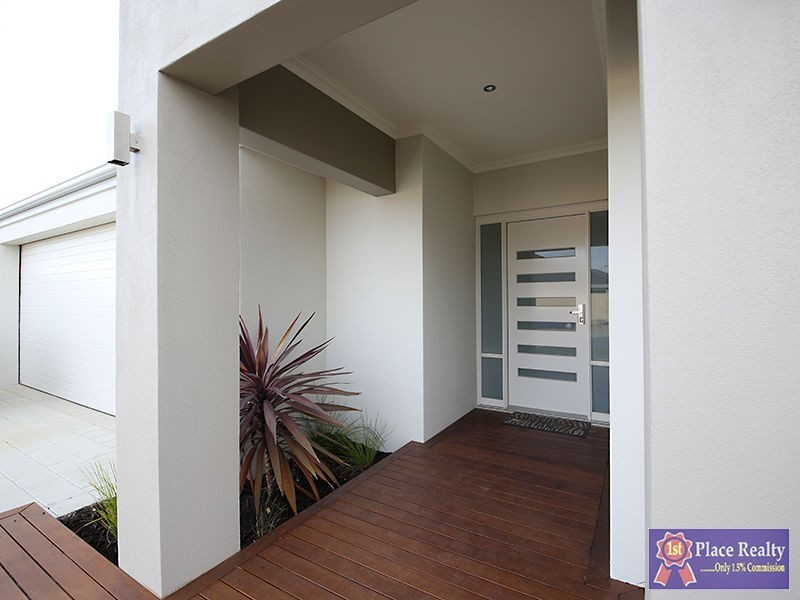 21 Victor Drive, Madora Bay WA 6210