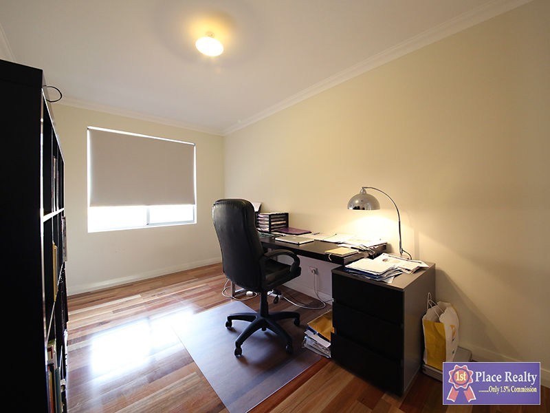 21 Victor Drive, Madora Bay WA 6210