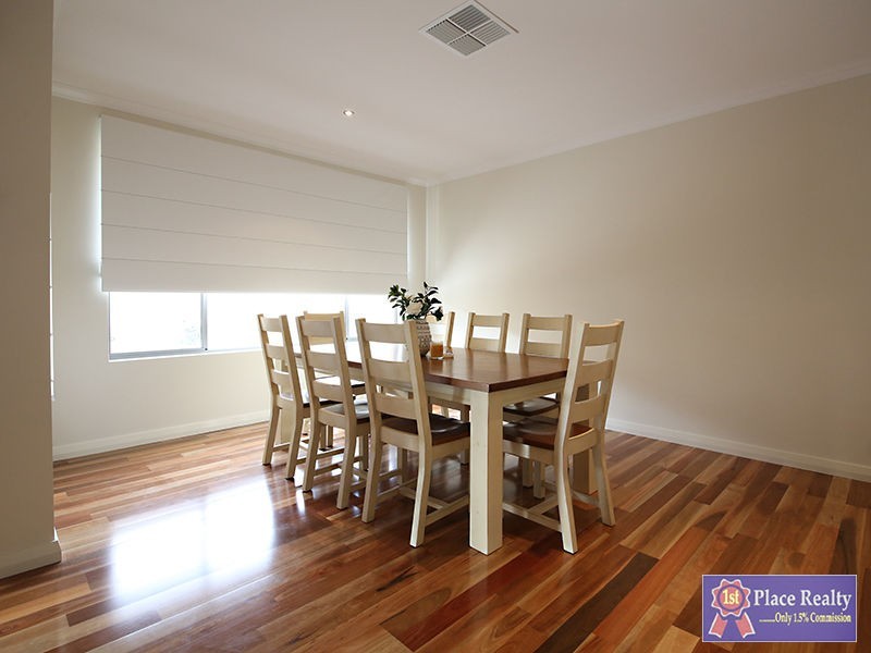 21 Victor Drive, Madora Bay WA 6210