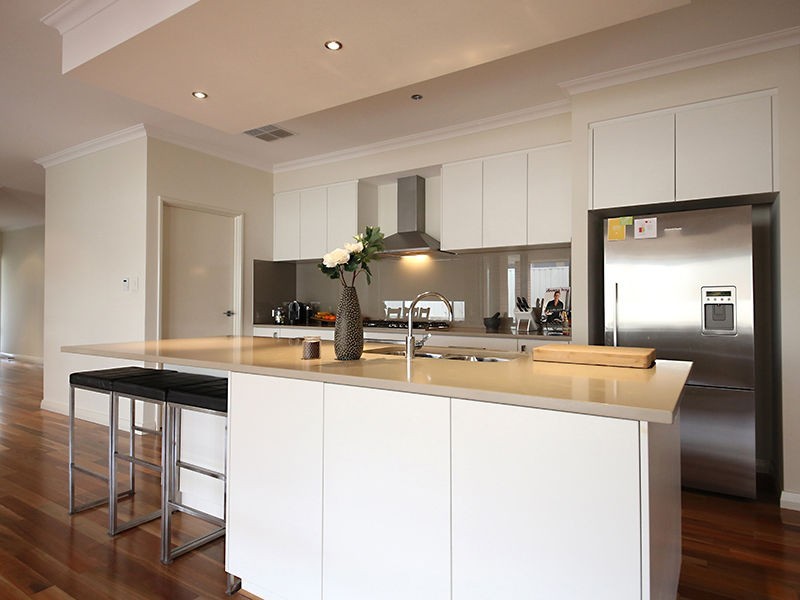 21 Victor Drive, Madora Bay WA 6210