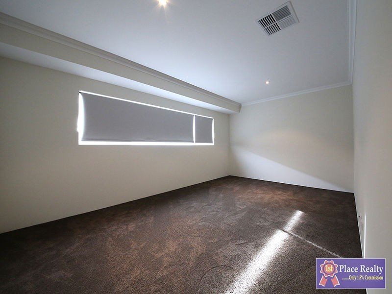 21 Victor Drive, Madora Bay WA 6210