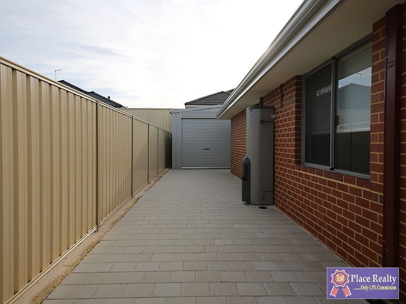 21 Victor Drive, Madora Bay WA 6210