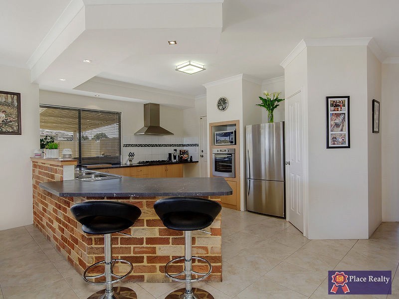 6 Gaston Road, Secret Harbour WA 6173