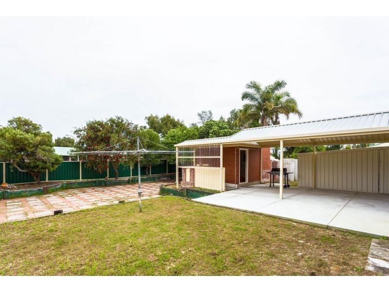 25 Unnaro Street, Hillman WA 6168