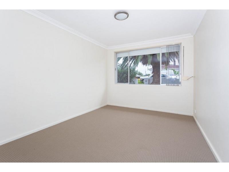 25 Unnaro Street, Hillman WA 6168