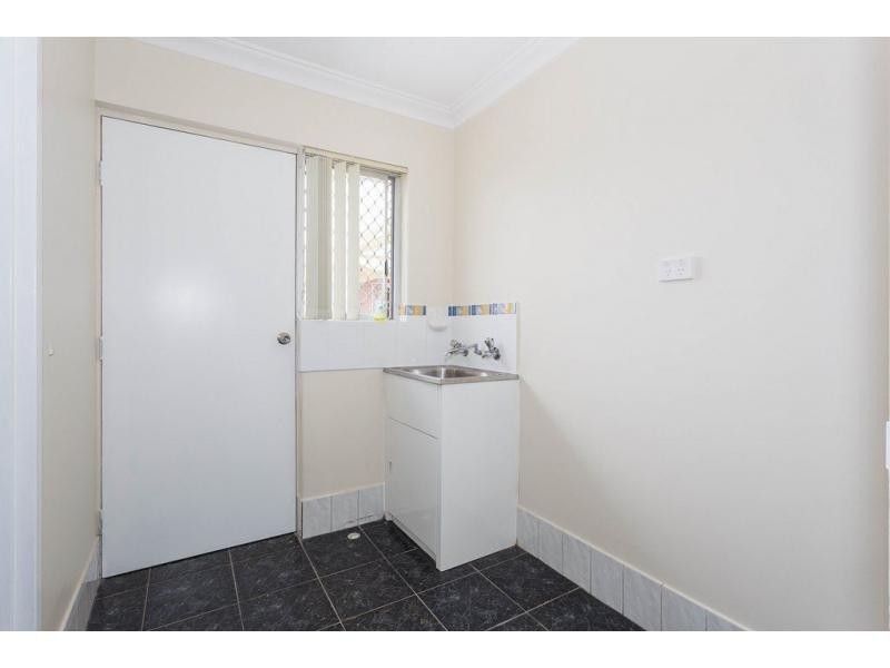 25 Unnaro Street, Hillman WA 6168