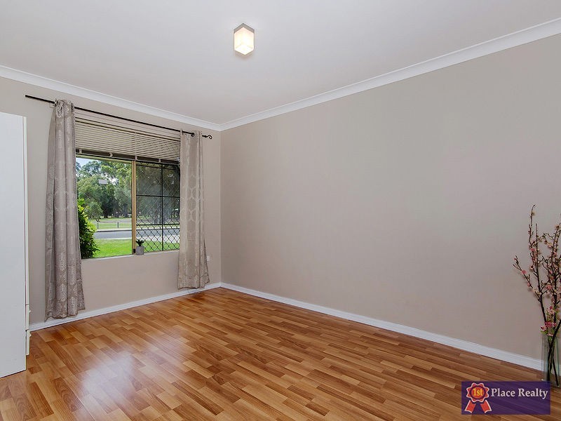 12 Steerforth Drive, Coodanup WA 6210