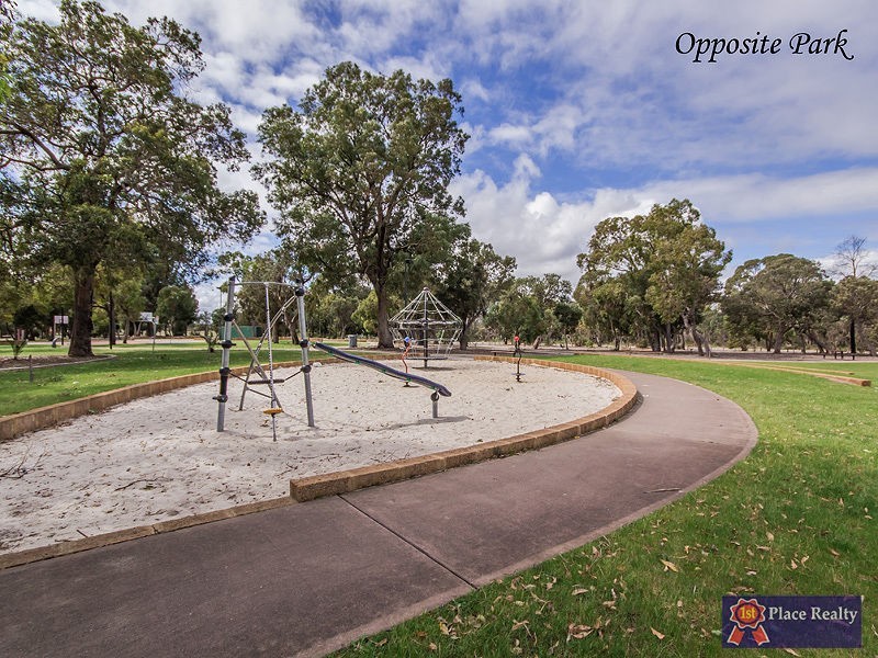 12 Steerforth Drive, Coodanup WA 6210