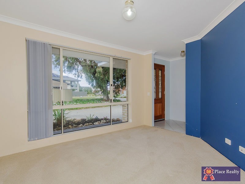 8A Parmelia Way, Madora Bay WA 6210