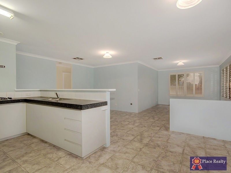 8A Parmelia Way, Madora Bay WA 6210