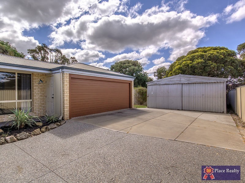 8A Parmelia Way, Madora Bay WA 6210