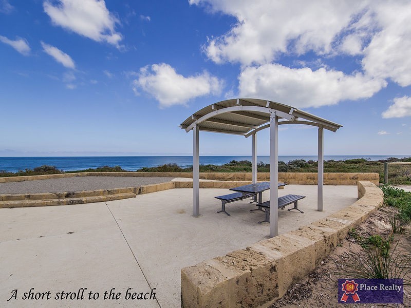 8A Parmelia Way, Madora Bay WA 6210