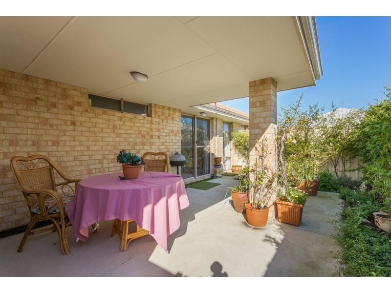 21 Vitesse Approach, Shoalwater WA 6169