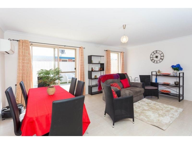 21 Vitesse Approach, Shoalwater WA 6169