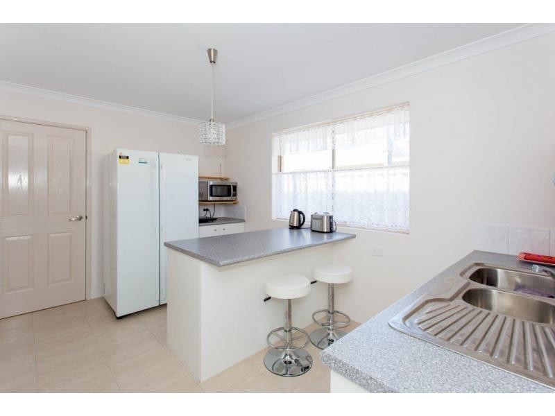 21 Vitesse Approach, Shoalwater WA 6169