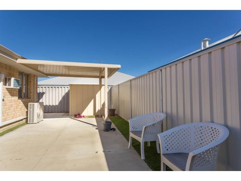 21 Vitesse Approach, Shoalwater WA 6169