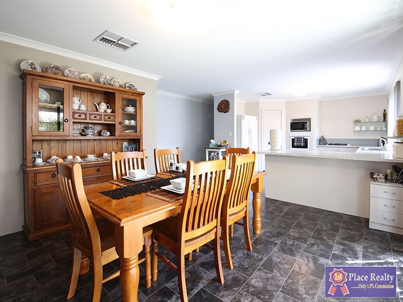 7 Adela Bend, Lakelands WA 6180