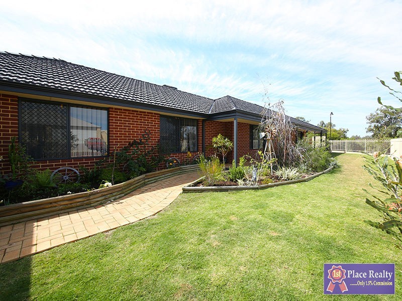 7 Adela Bend, Lakelands WA 6180