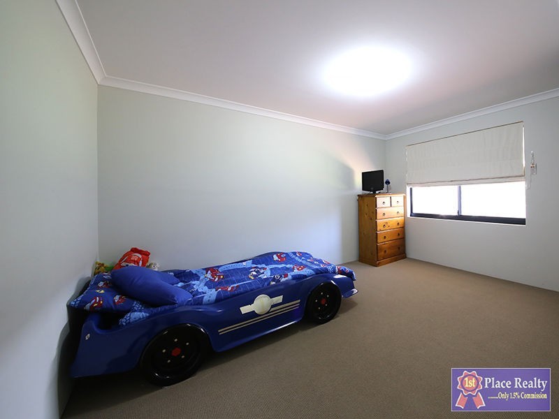 6 Conch Way, Wannanup WA 6210