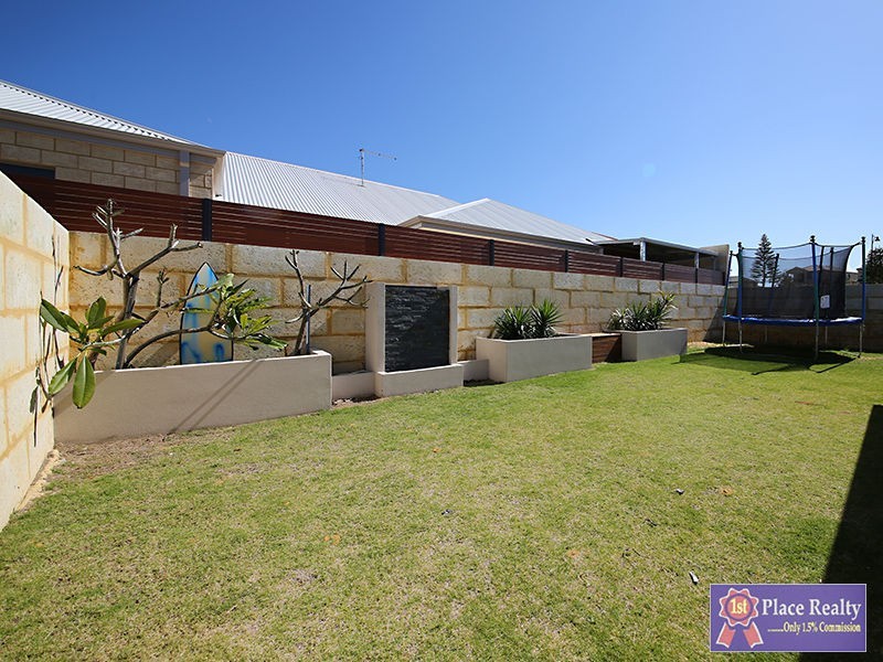 6 Conch Way, Wannanup WA 6210