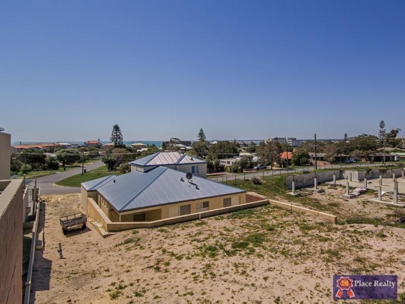 19A & 19B Oversby Street, Halls Head WA 6210