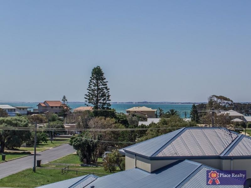 19A & 19B Oversby Street, Halls Head WA 6210