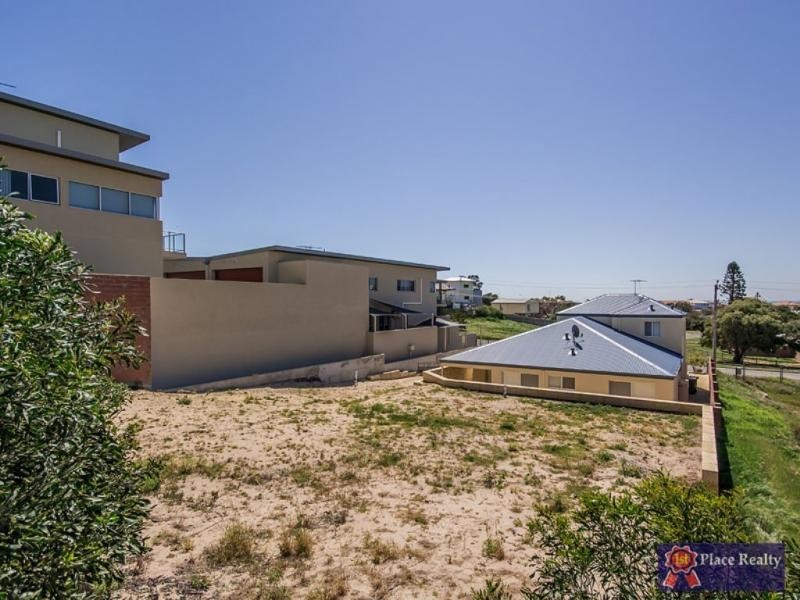 19A & 19B Oversby Street, Halls Head WA 6210