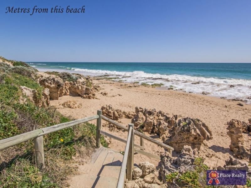 19A & 19B Oversby Street, Halls Head WA 6210