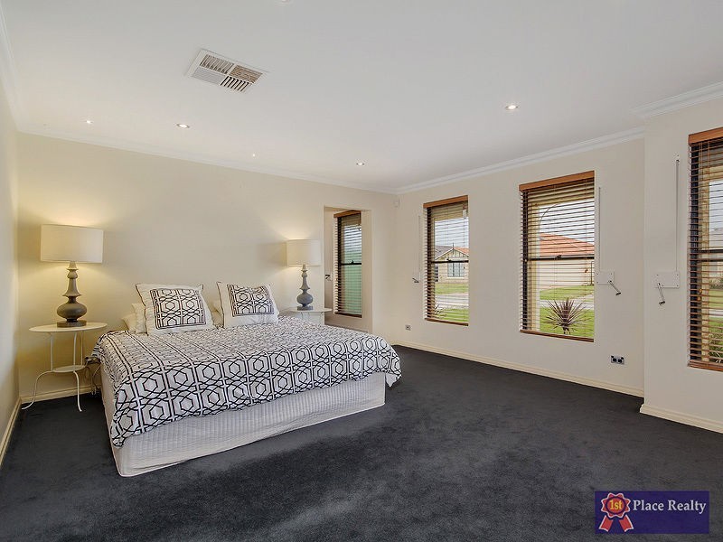 19 Corfu Pass, Port Kennedy WA 6172