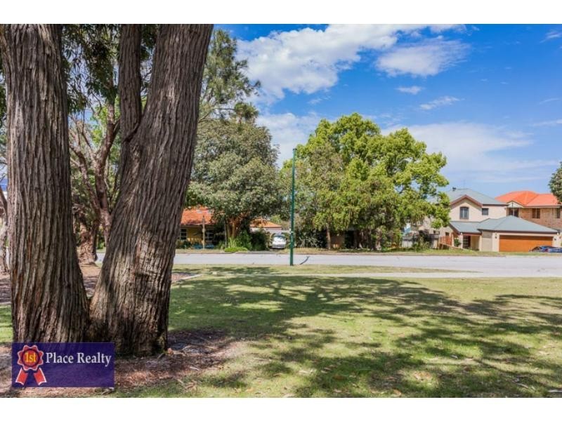 11 Darnell Avenue, Mount Pleasant WA 6153