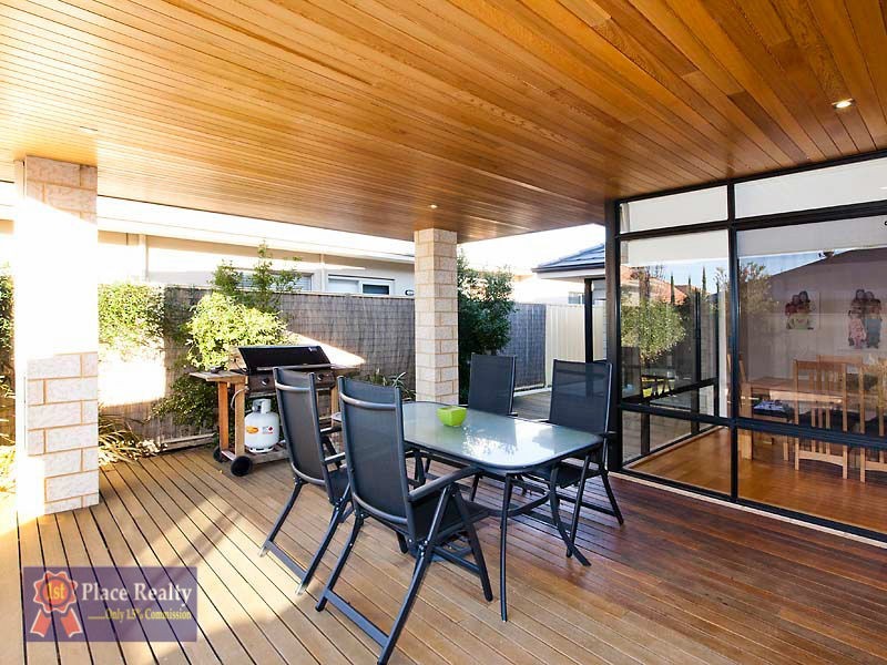 43 Three Bears Loop, Secret Harbour WA 6173