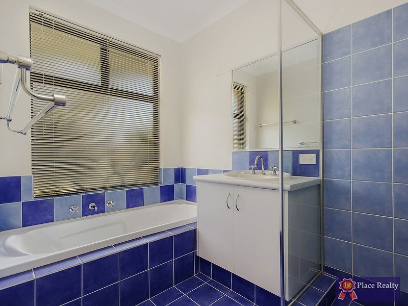 1 Minigwal Court, Greenfields WA 6210