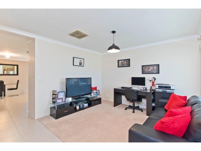 29 Mornington Boulevard, Waikiki WA 6169