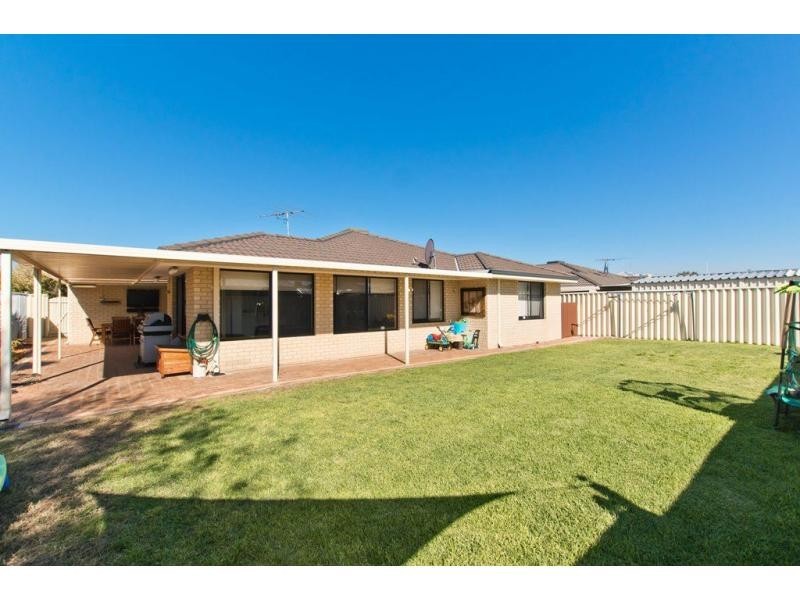 29 Mornington Boulevard, Waikiki WA 6169