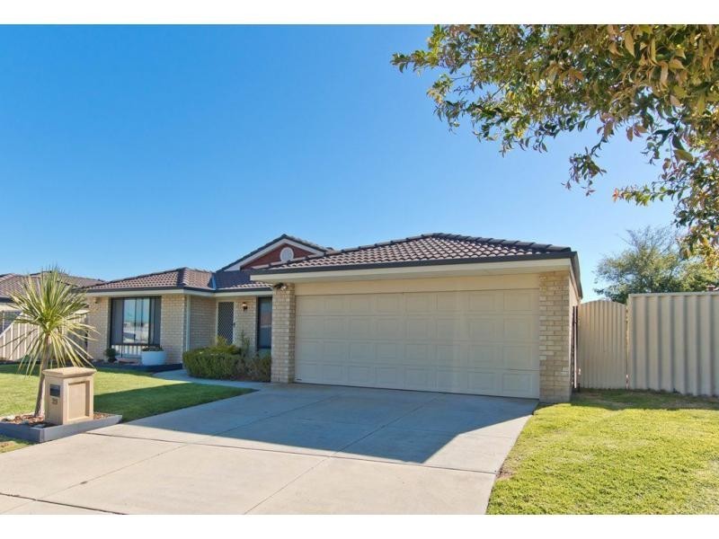 29 Mornington Boulevard, Waikiki WA 6169