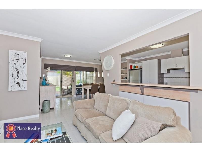 3a Oswald Street, Coolbellup WA 6163