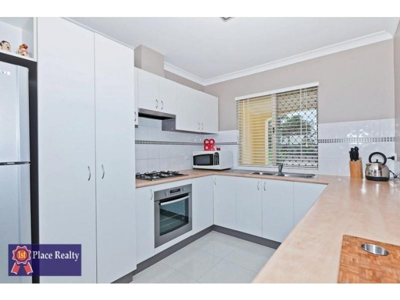 3a Oswald Street, Coolbellup WA 6163