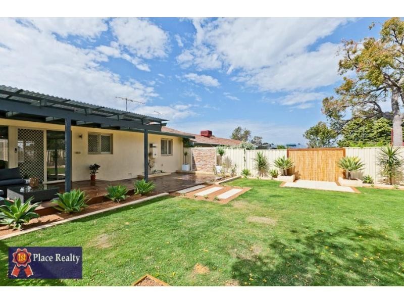 3a Oswald Street, Coolbellup WA 6163