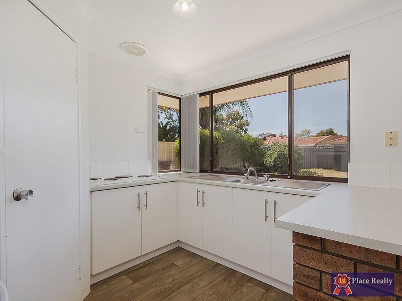 14 Cambridge Drive, Greenfields WA 6210