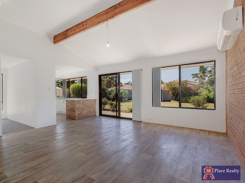 14 Cambridge Drive, Greenfields WA 6210