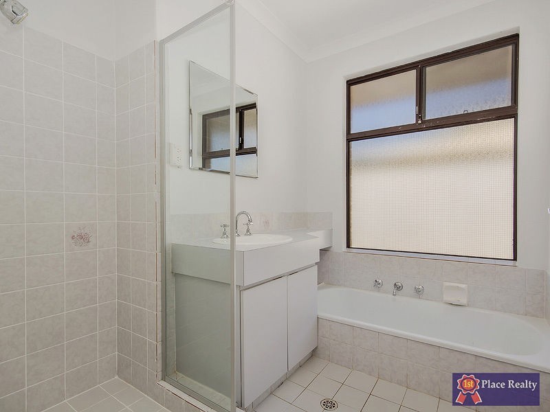 14 Cambridge Drive, Greenfields WA 6210