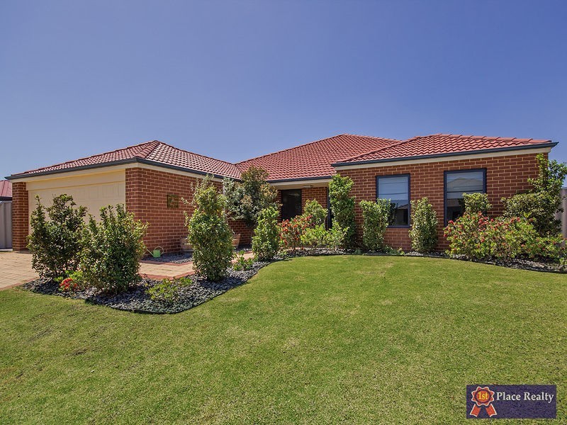 17 Champlain Road, Secret Harbour WA 6173