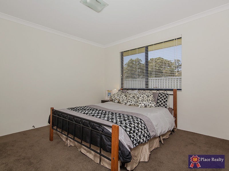 17 Champlain Road, Secret Harbour WA 6173