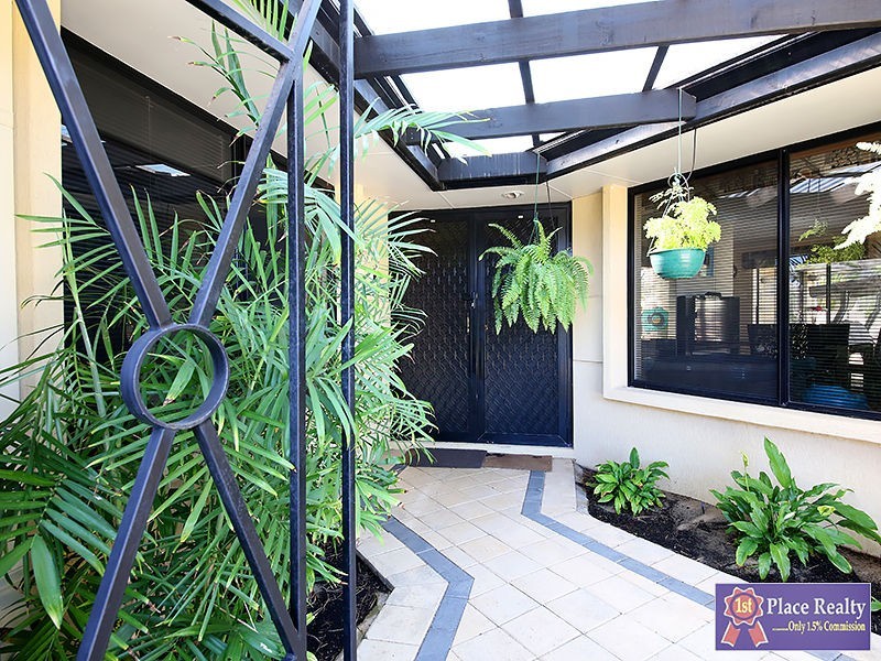 22 Muntries Place, Halls Head, Halls Head WA 6210