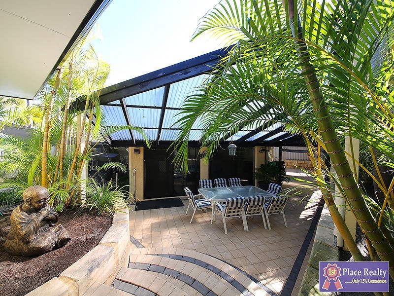 22 Muntries Place, Halls Head, Halls Head WA 6210