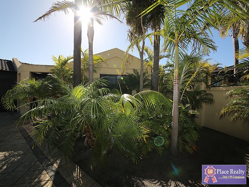 22 Muntries Place, Halls Head, Halls Head WA 6210