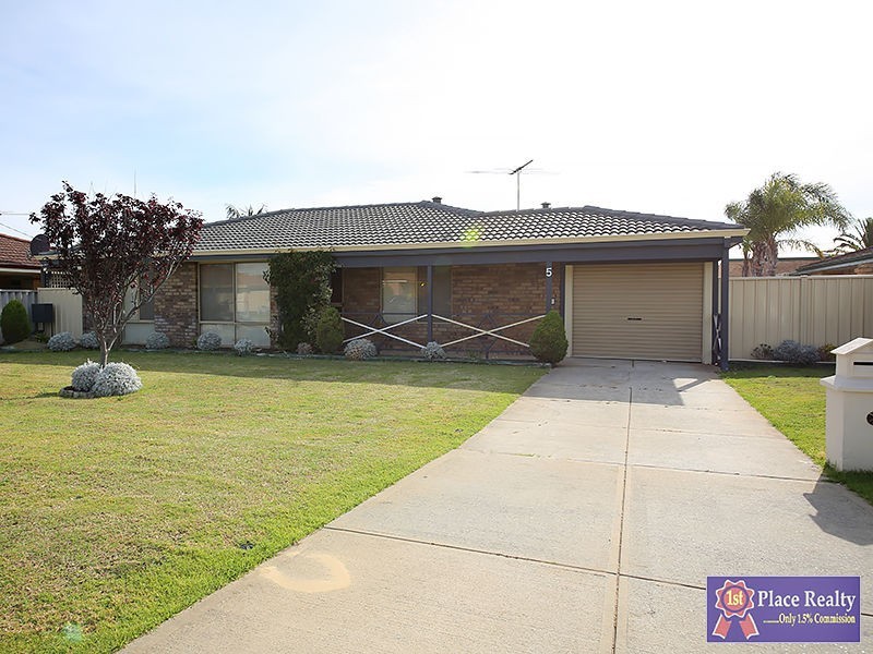 5 Hopkins Place, Waikiki WA 6169