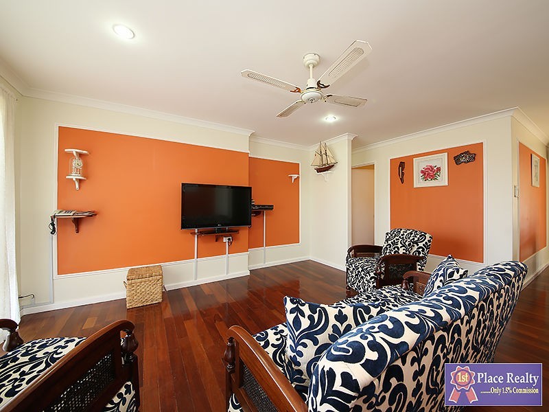 5 Hopkins Place, Waikiki WA 6169