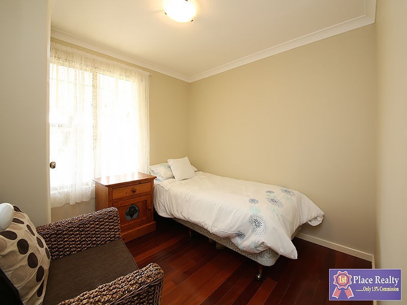 5 Hopkins Place, Waikiki WA 6169